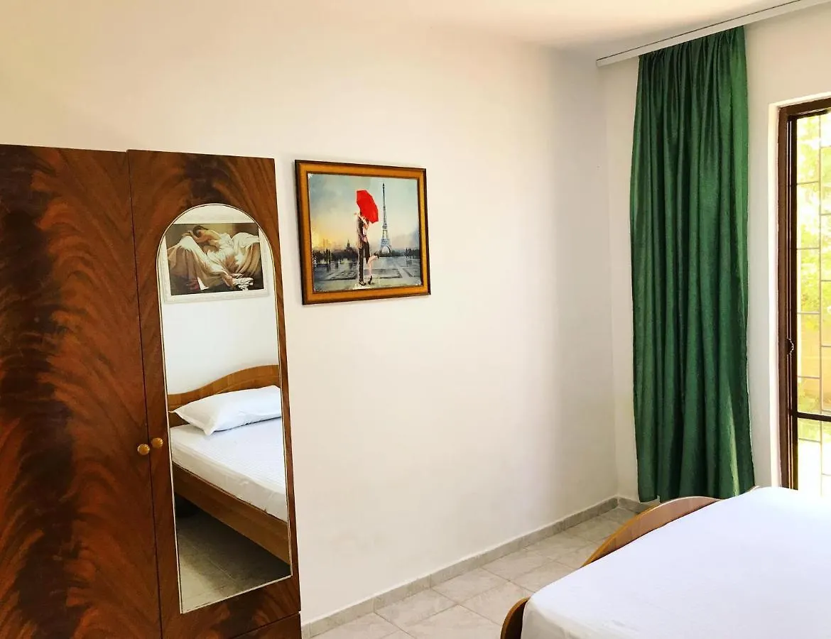 Vila Aliaj Luxury Apartment With 2 Rooms With Private Wonderful Terrace Durrës