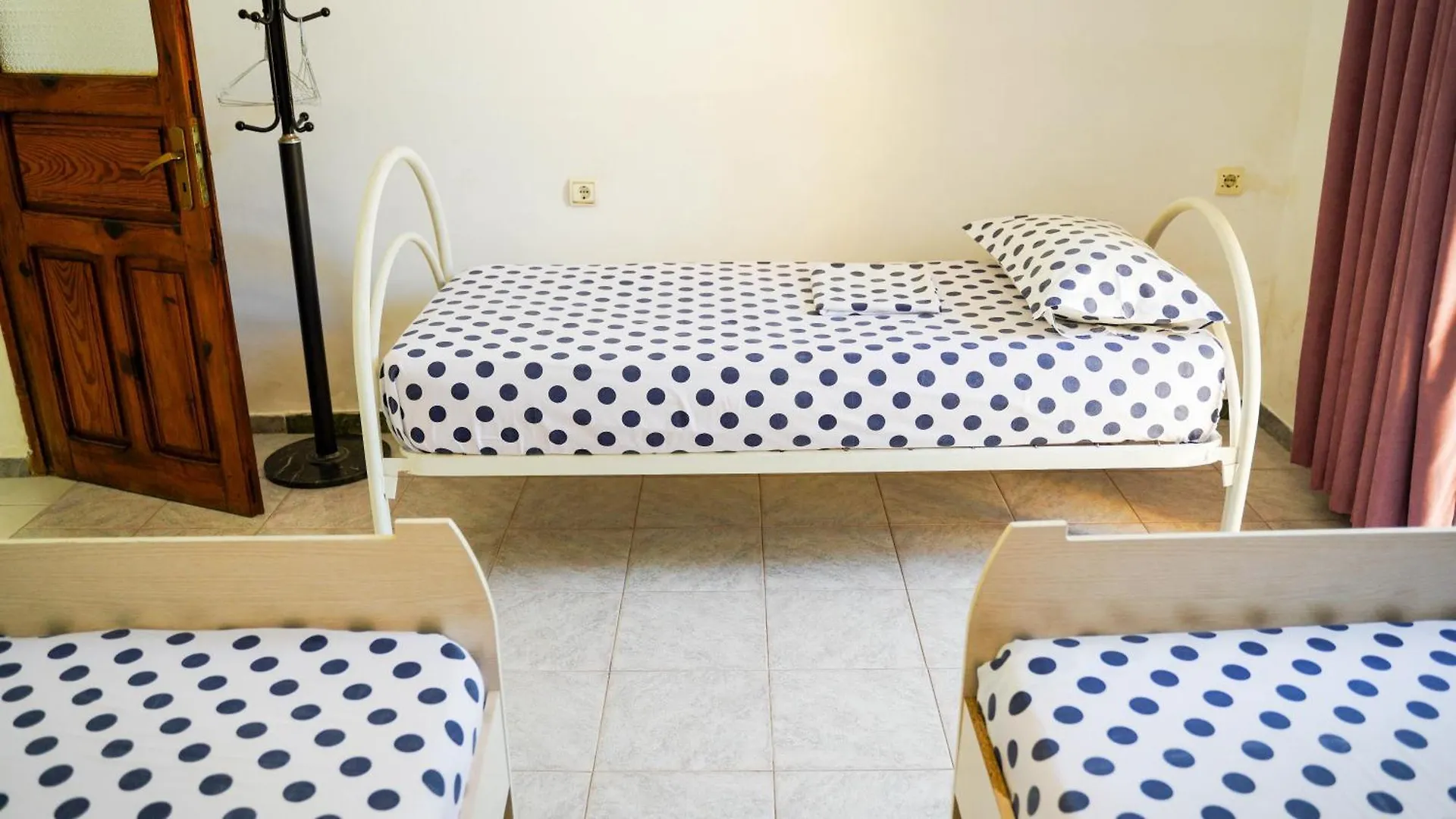 Vila Aliaj Luxury Apartment With 2 Rooms With Private Wonderful Terrace Durrës